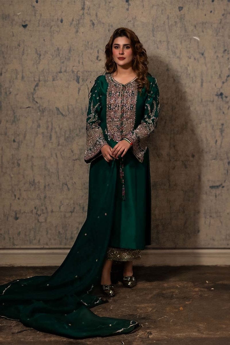 "Eid Luxury Collection: Exquisite Designs for a Stylish Celebration"