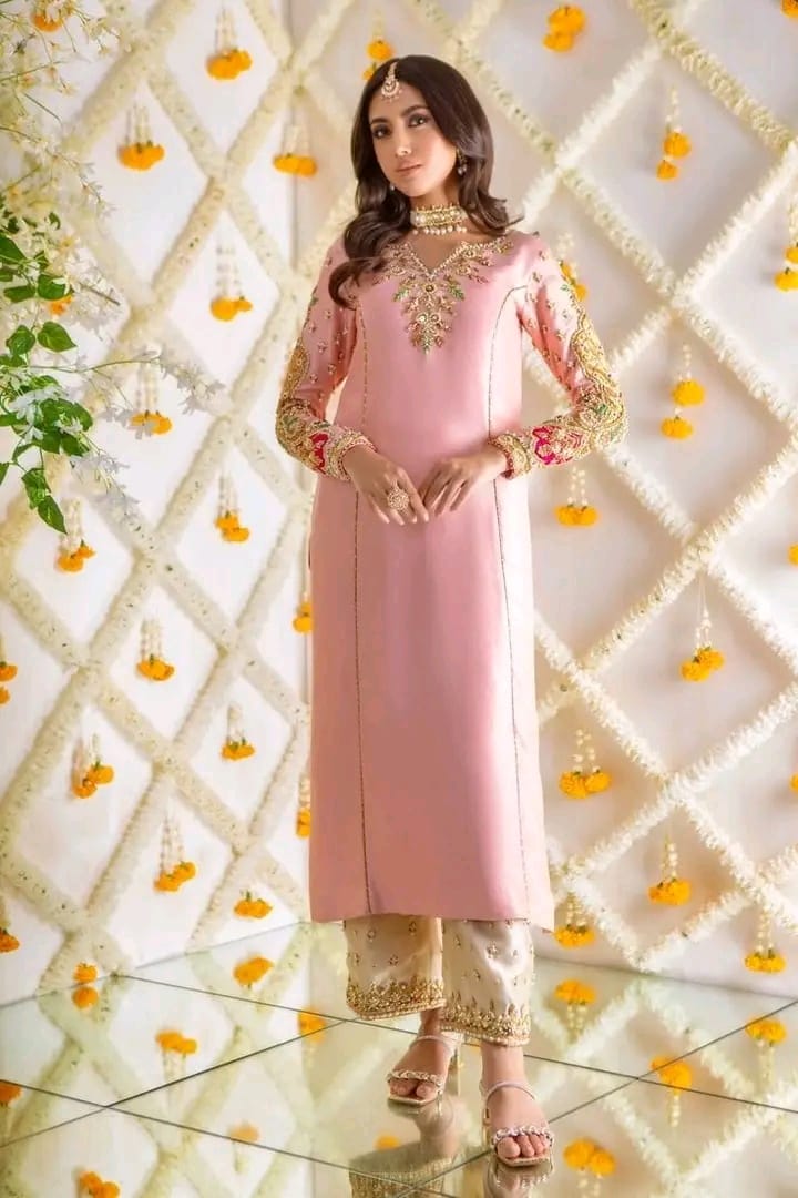 "Eid Luxury Collection: Exquisite Designs for a Stylish Celebration"