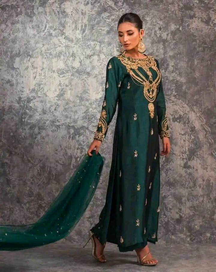 "Eid Luxury Collection: Exquisite Designs for a Stylish Celebration"